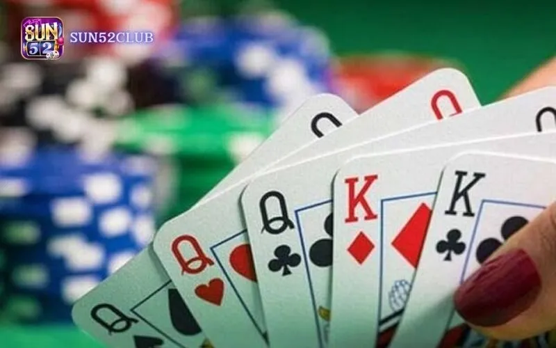 Cách chơi bài Phỏm Sun52