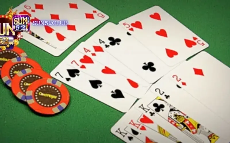 Chơi game bài Mậu Binh nhận thưởng Sun52